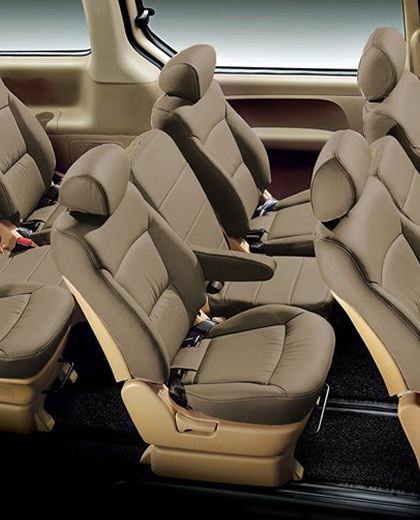 Home_05_Hyundai Starex_01